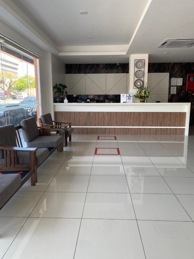 Walk In Hotel Kota Kinabalu Luaran gambar